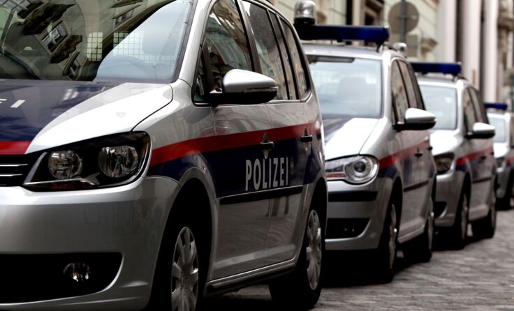Die Alarmfahndung der Polizei läuft. Symbolbild: Weihbold