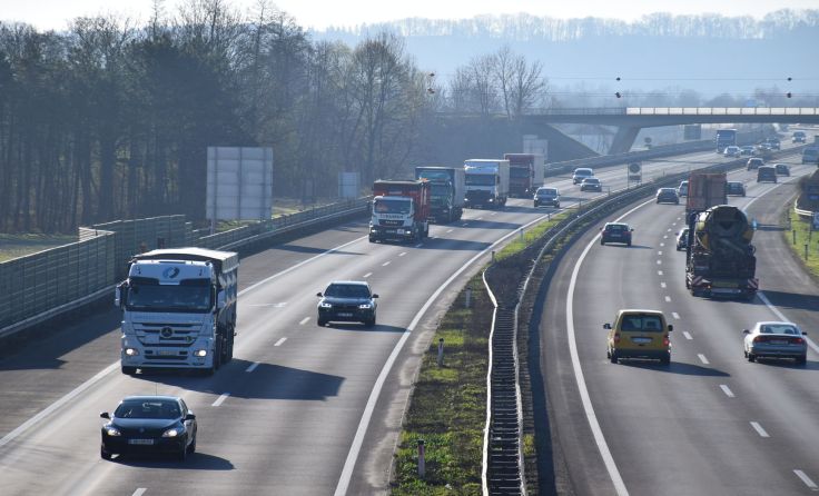 Viel Verkehr auf der Autobahn bei Marchtrenk