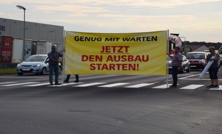 Bürgermeister Mahr stellt klar, dass für Ihn die Zeit des Handelns gekommen ist.