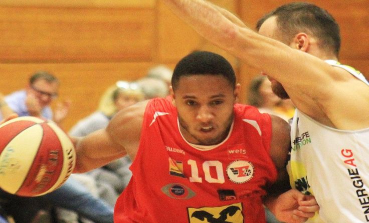 Elijah Wilson will sich gegen Traiskirchen durchsetzen. Foto: Erhardt