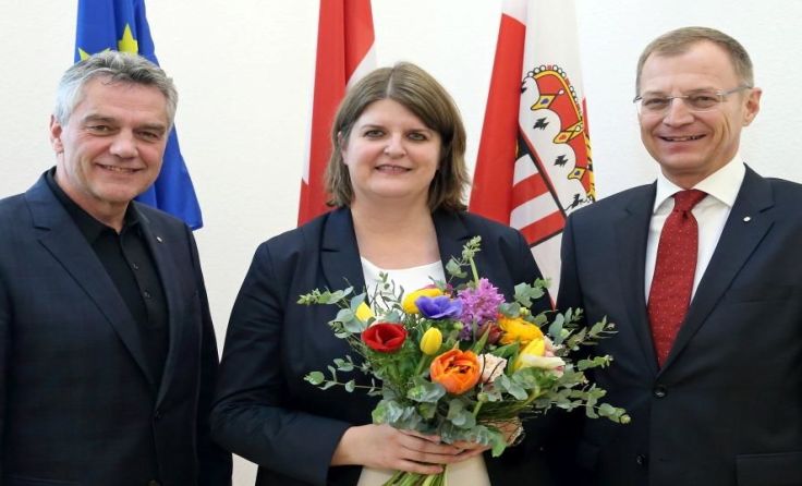 Landesamtsdirektor Erich Watzl, Elisabeth Schwetz, LH Thomas Stelzer Land OÖ/Stinglmayr