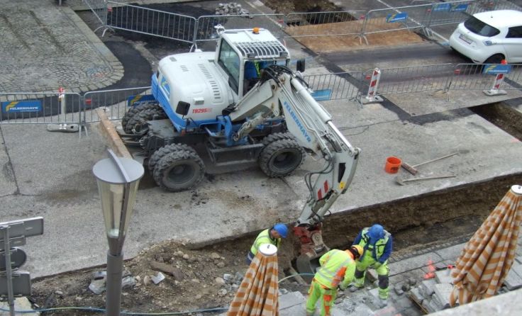Es wird viel gearbeitet am Welser Stadtplatz.