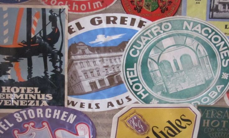 Reiseaufkleber aus längst vergangenen Zeiten.