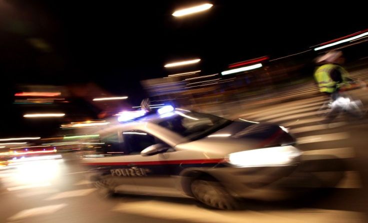 Drei verletzte Polizisten war die Bilanz, nachdem ein Akolenker austickte. Symbolfoto: Weihbold