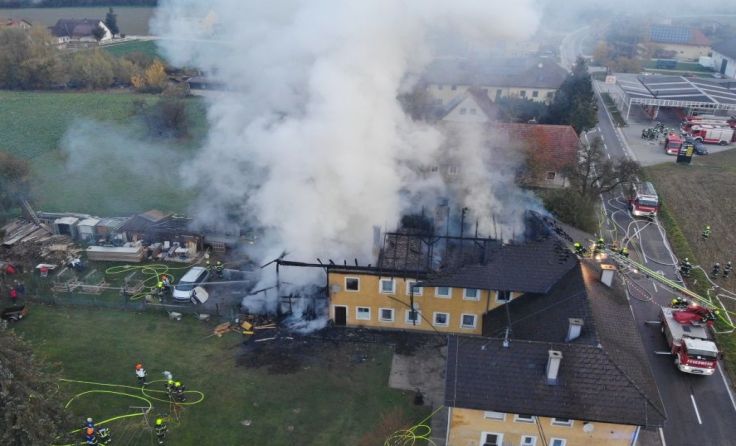 Das Feuer brach gegen 5.30 Uhr aus. Foto: fotokerschi.at/Kerschbaummayr