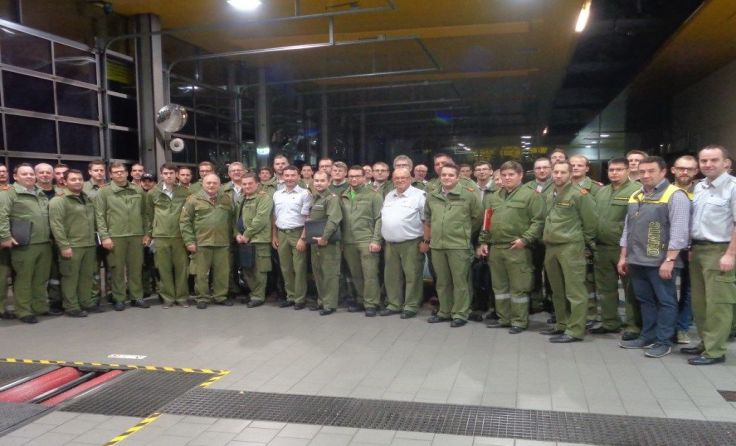 Führungskräfte der Feuerwehren von Wels-Land zu Gast beim ÖAMTC Foto: ÖAMTC