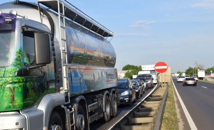 Viel los auf der B1 im Marchtrenker Stadtgebiet. Foto: Stadtgemeinde