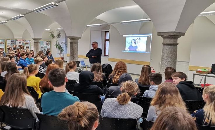 Uwe Marschner bei einem seiner Vorträge in Lambach.