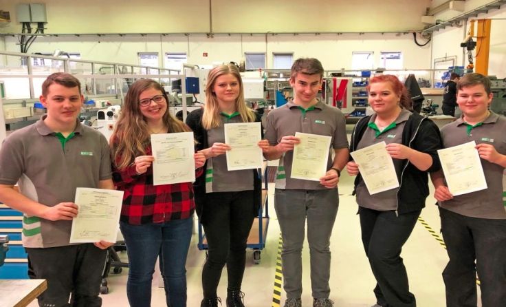 Gratulation an die sechs ausgezeichneten Rico-Lehrlinge. Foto: Rico