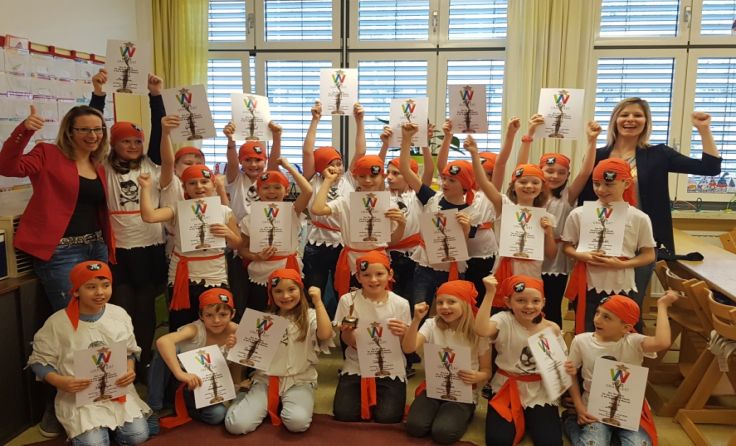 Für die Kinder und Lehrer gab es eine Auszeichnung seitens der Stadt. Foto: ISZ