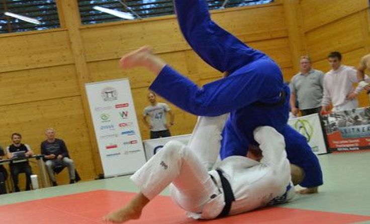 Gabor Ver (in Weiß) sicherte den Welsern den Sieg. Foto: LZ Multikraft Wels