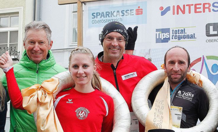 Organisator Hermann Kaufmann, Robert Reif (Sparkasse), Jasmin Zweimüller, Robert Gruber.