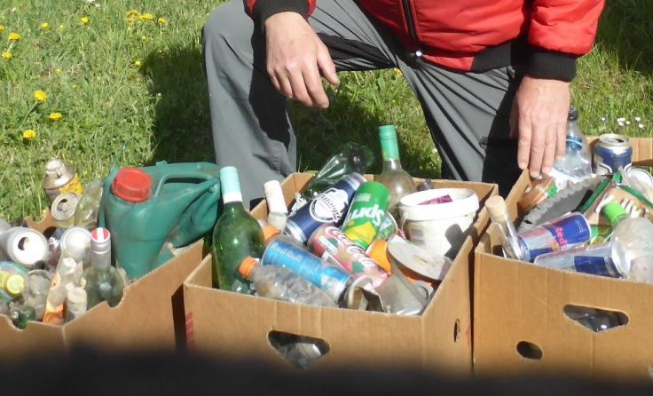 Wolfgang Burgstaller und seine 500 Meter Müll Sammel Bilanz. Foto: Privat