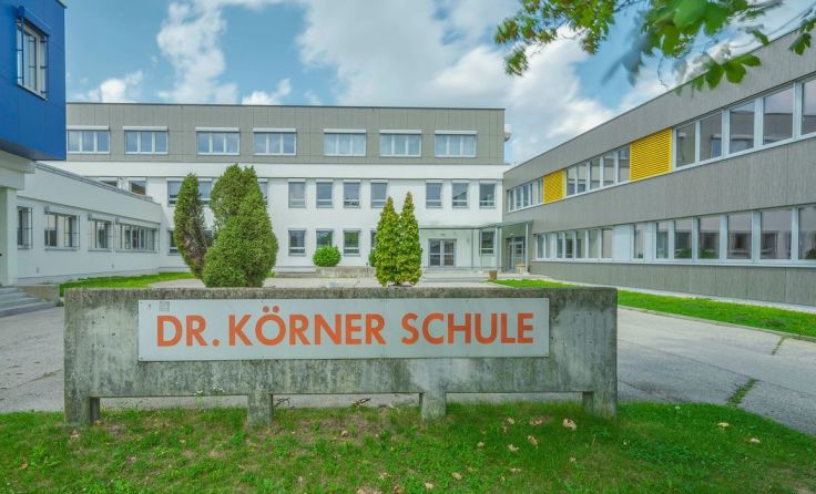 Auch in die Schulen wird wieder investiert. Foto: Mario Oberlaber