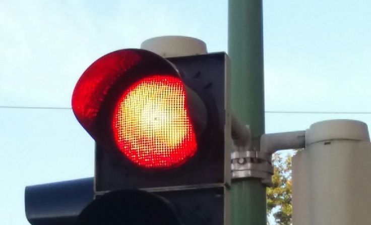 Die Corona-Ampel steht für die Stadt Wels auf Rot. Foto: Tips