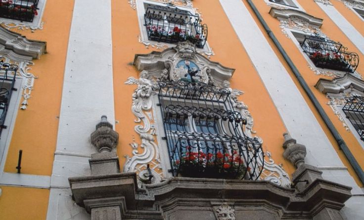 Start für den Spaziergang war das Welser Rathaus. Foto: Tips