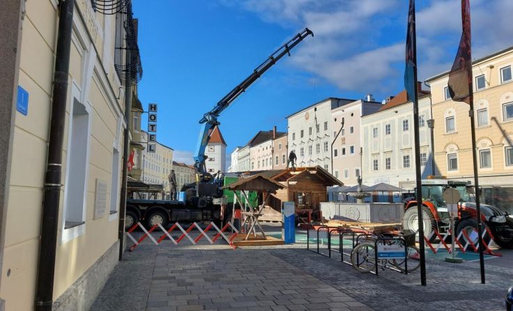 Es wird schon fleißig aufgebaut. Foto: Tips (Foto: Tips)