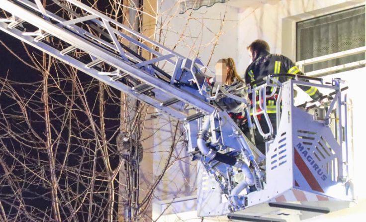 Die Feuerwehr im Anflug auf Stella. (Foto: laumat.at/Matthias Lauber)