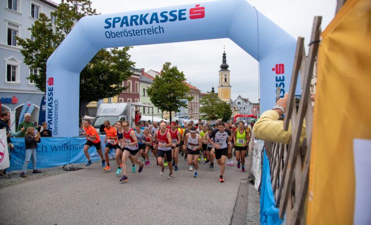 Start zum Lauf in Haag (Foto: Heidi Binder)