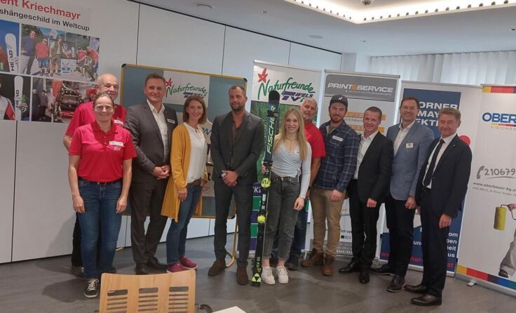 Aktive, Funktionäre und Sponsoren gemeinsam unterwegs. (Foto: Tips)