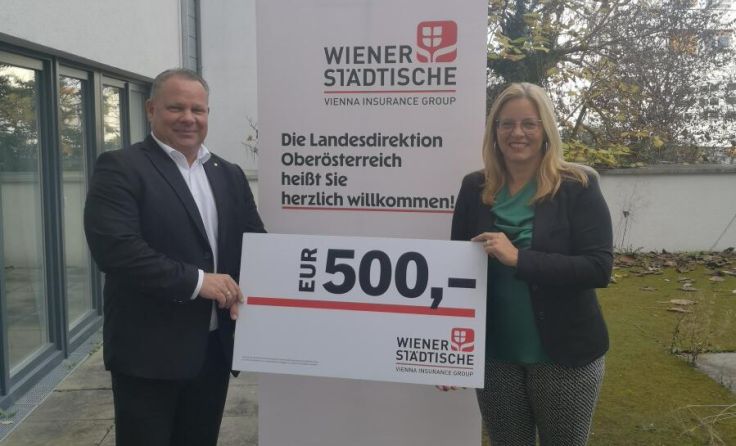 Obfrau Christa Raggl-Mühlberger mit Heinz Falmbigl (Foto: privat)