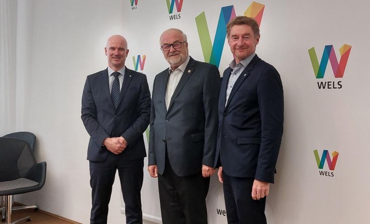 MD Peter Franzmayr, Hermann Wimmer, Vzbgm. Gerhard Kroiß (FP) (Foto: Tips)