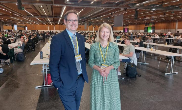 Stefan Koch und LH-Stv. Christine Haberlander (Foto: Tips)