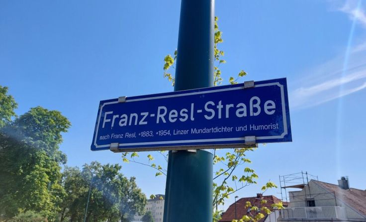 Die Franz Resl Straße ist im Stadtteil Pernau. (Foto: Tips)
