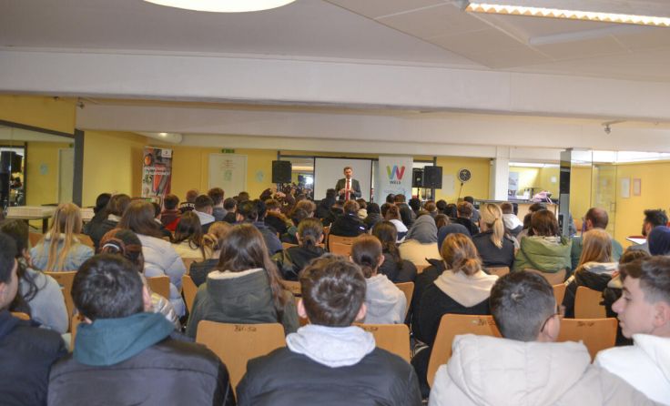 Mit "Du und deine Stadt" hält man Kontakt zu den Jugendlichen. (Foto: Stadt)