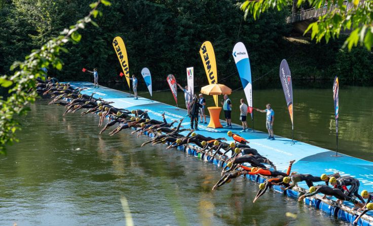 Spektakulärer Schwimmstart in das Rennen. (Foto: WSK)