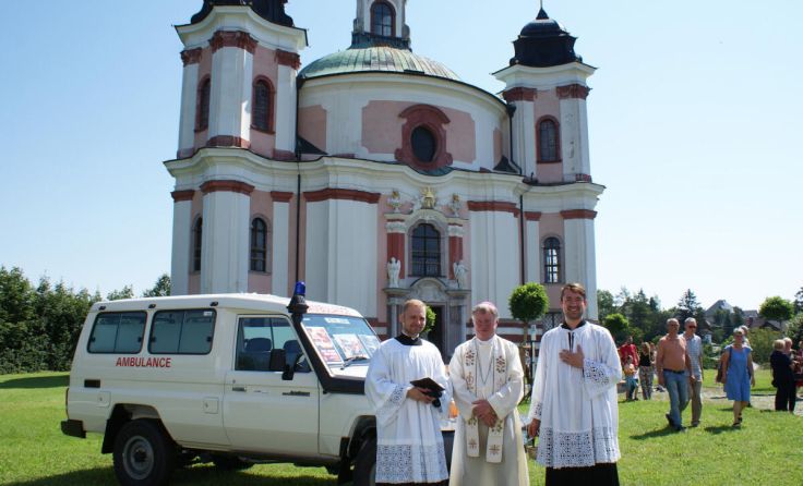 Segnung in Stadl-Paura (Foto: Miva)