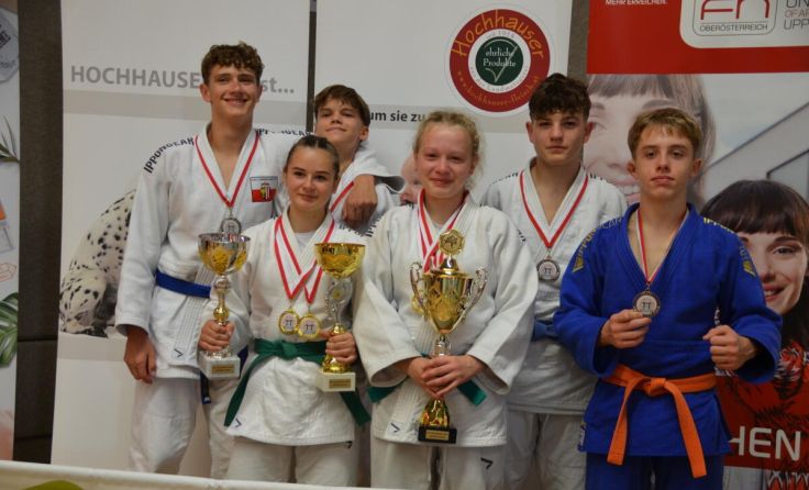 Gratulation an die Medaillengewinner (Foto: LZ)