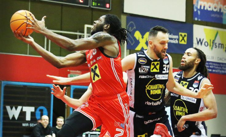 Damion Rosser enteilte den Gmundnern. (Foto: Erhardt)