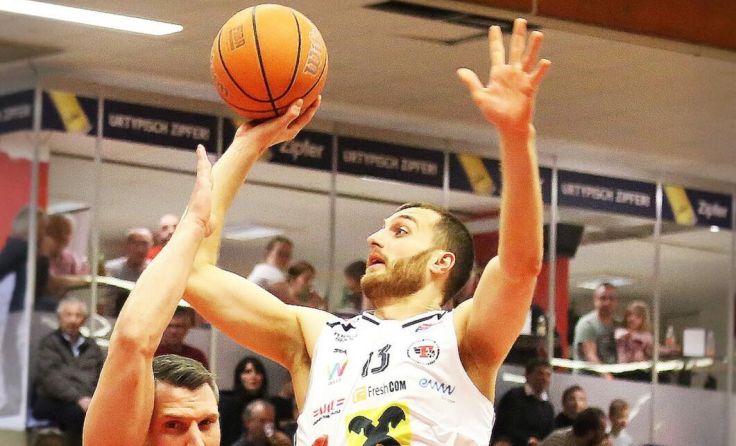 Radii Caisin hat alles im Griff. (Foto: Erhardt)