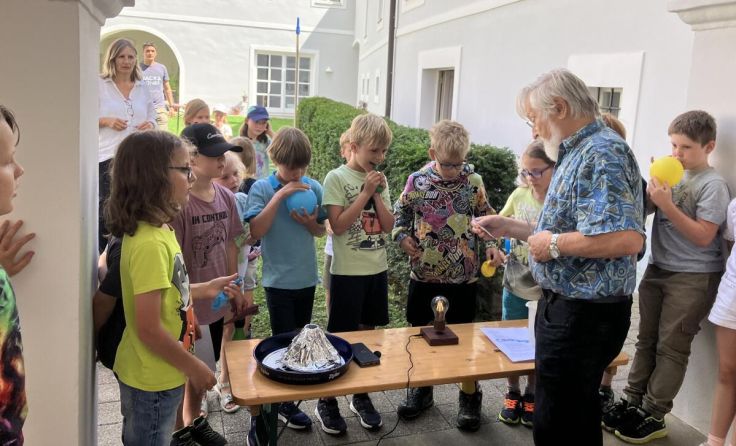 Die Neugier auf Technik wecken (Foto: Georg Stieger)