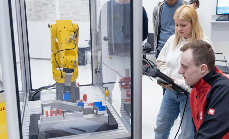 An die Arbeit (Foto: Starlim)