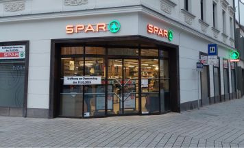 Nahversorger in der Welser Innenstadt, speziell auf die Lage ausgerichtet