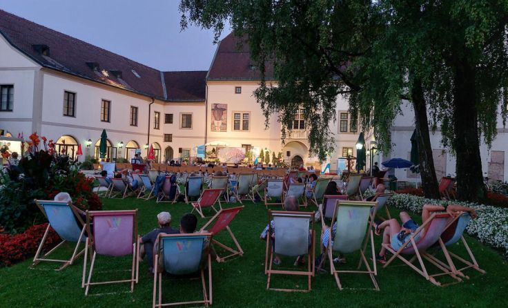 Das Welser Lesefest im Burggarten (Foto: dualpixel)