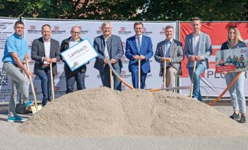 Spatenstich für Glasfaser-Ausbau in Lambach