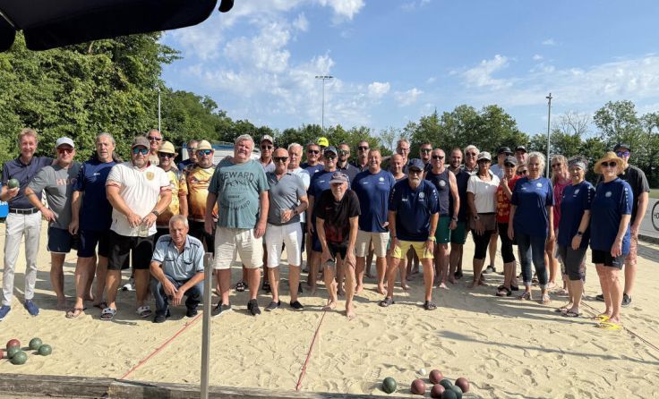 Die Teilnehmer der Boccia-Stadtmeisterschaft (Foto: privat)