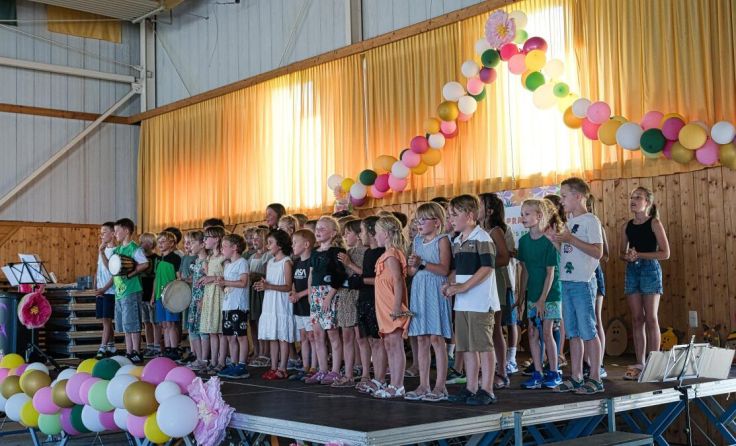 Zum Abschluss gab es einen gemeinsamen Auftritt aller Kinder. (Foto: VS)
