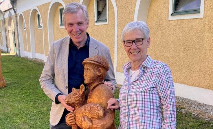Gastgeber Johannes Mayrhofer (Pferdezentrum) und Forum-Präsidentin Monika Egerbacher (Foto: Forum)