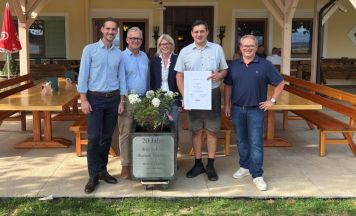 Jubiläum und Auszeichnung beim Wirt in Klaus