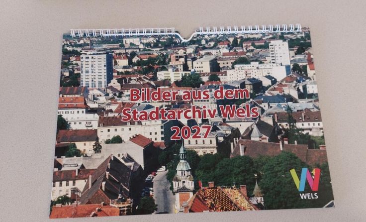 Der Kalender für das Jahr 2027 ist wieder erhältlich. (Foto: Tips)