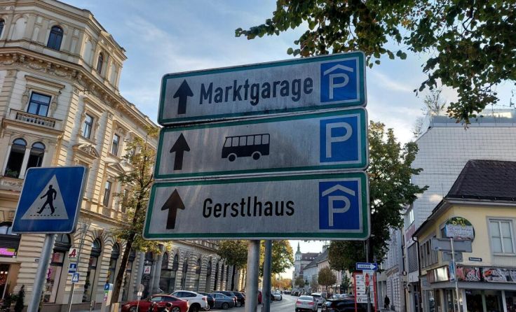 Parkleitsystem auf der Welser Ringstraße (Foto: Tips)