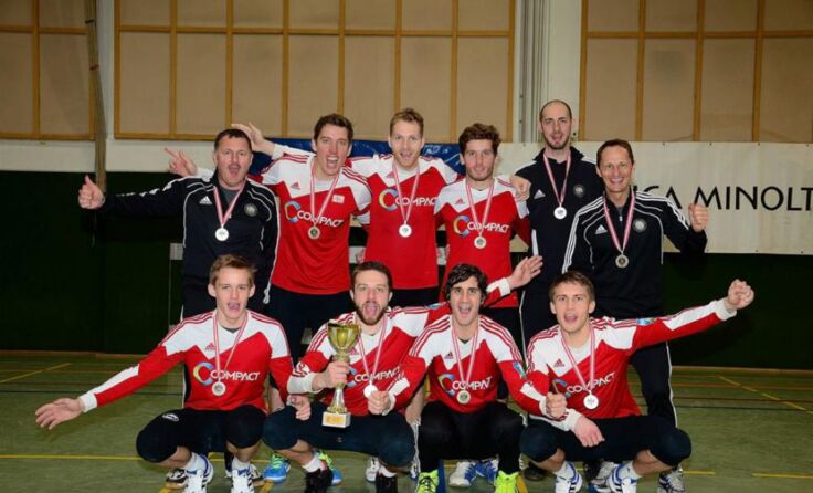 Die Faustball-Vizestaatsmeister Halle: Union Compact Freistadt *Foto: Manfred Lindorfer