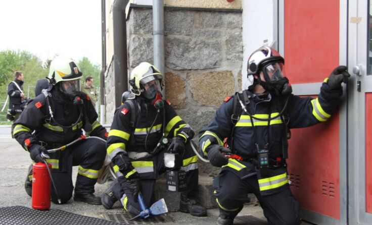 Bei der Atemschutzleistungsprüfung (Fotos: Summerauer)