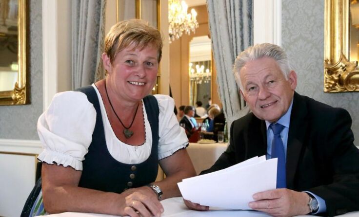 Maria Jachs nimmt mit zwei lachenden Augen Abschied von der Politik. Foto: Land OÖ/Stinglmayr