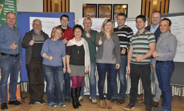 15 Rainbacher machten sich Gedanken um die Zukunft ihrer Heimatgemeinde. Foto: Blumauer