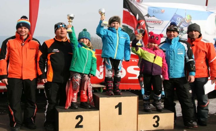 Siegerehrung der OÖ Kinder Ski Challenge von Ilia Flautner und Simon Jahn
